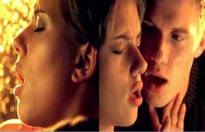 Киноны үер гарсан хамгийн халуухан 50 секс агшин